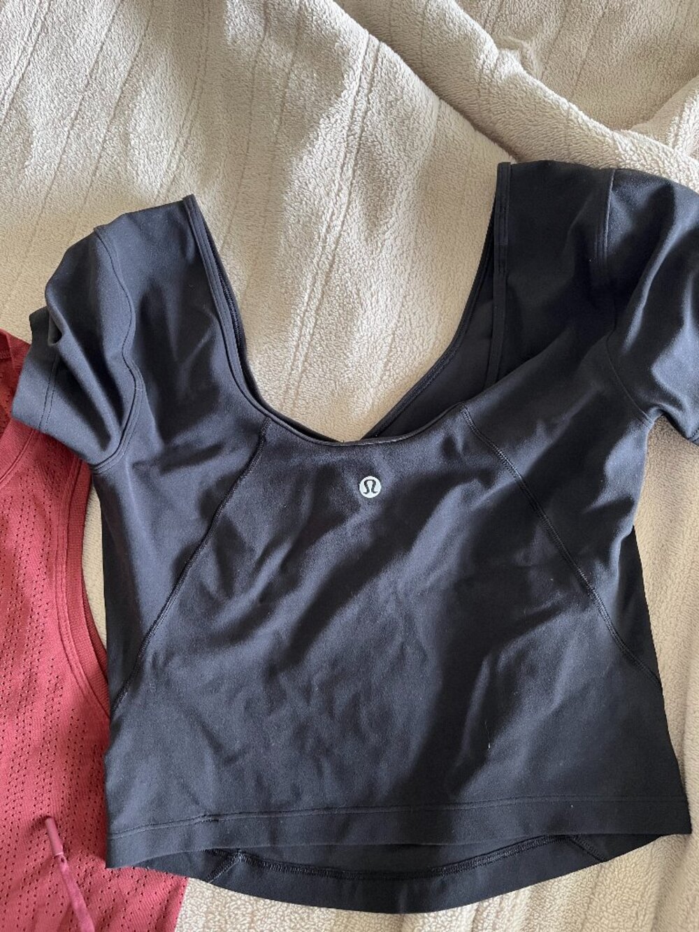 Lululemon Align crop top (black)